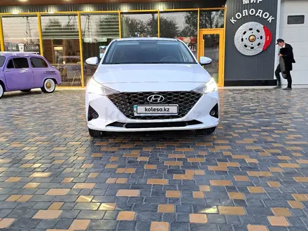 Hyundai Accent 2021 года за 9 700 000 тг. в Тараз – фото 5