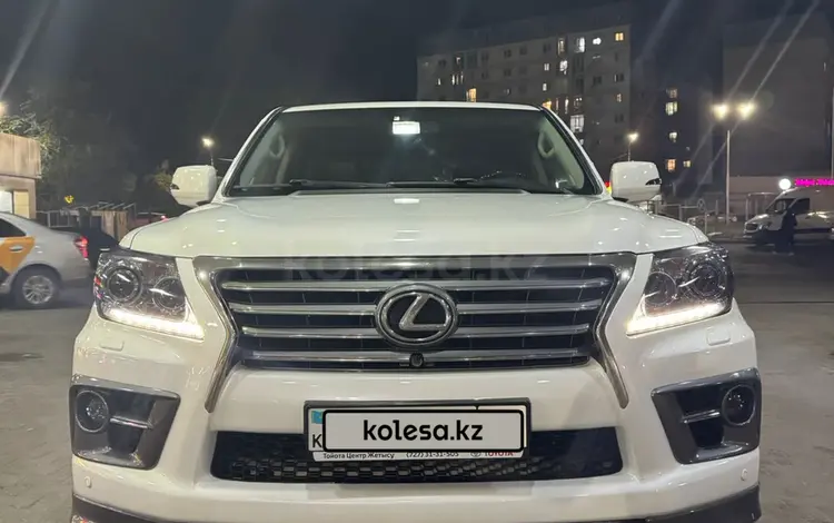 Lexus LX 570 2014 годаfor25 500 000 тг. в Алматы