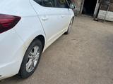 Hyundai Elantra 2020 года за 7 800 000 тг. в Уральск – фото 5