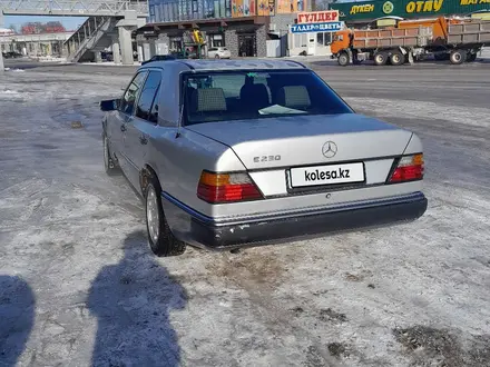 Mercedes-Benz E 230 1991 года за 1 500 000 тг. в Алматы – фото 12