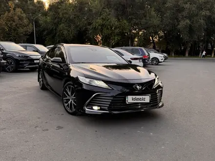 Toyota Camry 2021 года за 16 800 000 тг. в Алматы – фото 7
