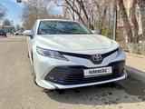 Toyota Camry 2020 года за 12 500 000 тг. в Алматы