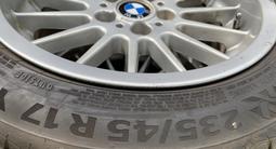 Разноширокие диски R17 БМВ/BMW 32 стиль с резиной! за 250 000 тг. в Алматы