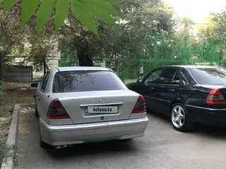 Mercedes-Benz C 280