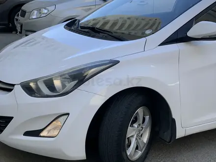 Hyundai Elantra 2014 года за 5 550 000 тг. в Актау – фото 3