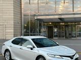 Toyota Camry 2018 годаүшін15 500 000 тг. в Астана – фото 3