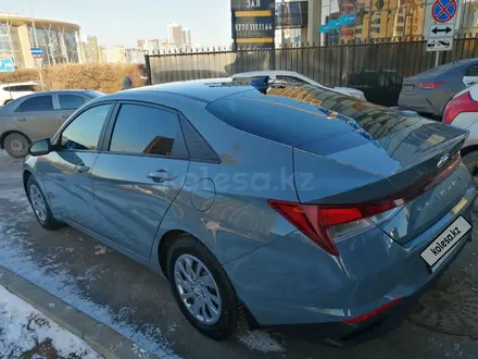 Hyundai Elantra 2021 года за 9 000 000 тг. в Астана – фото 3