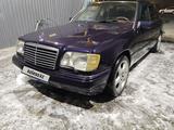 Mercedes-Benz E 200 1994 годаүшін2 200 000 тг. в Тараз – фото 4