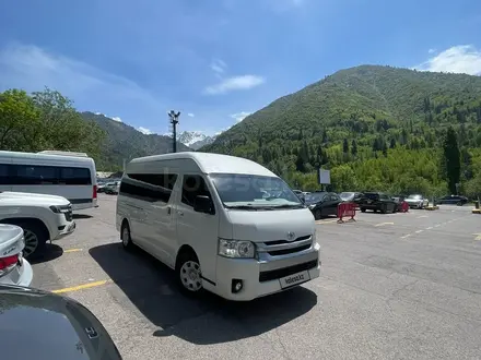Toyota Hiace 2014 года за 13 400 000 тг. в Алматы – фото 2