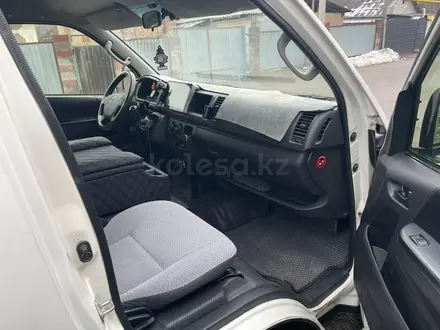 Toyota Hiace 2014 года за 13 400 000 тг. в Алматы – фото 10
