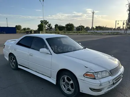 Toyota Mark II 1998 года за 2 600 000 тг. в Алматы – фото 3