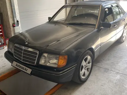 Mercedes-Benz E 280 1995 года за 2 600 000 тг. в Алматы – фото 4