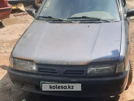 Nissan Primera 1994 года за 650 000 тг. в Есик