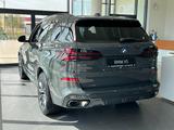 BMW X5 2024 года за 58 782 000 тг. в Уральск – фото 4