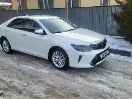 Toyota Camry 2016 года за 11 500 000 тг. в Алматы – фото 2