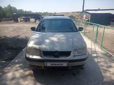 Volkswagen Bora, 2004