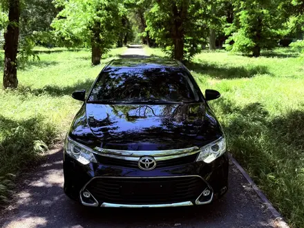 Toyota Camry 2015 года за 11 100 000 тг. в Тараз