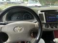 Toyota Camry 2003 годаfor3 400 000 тг. в Атырау – фото 3