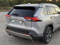 Toyota RAV4 2023 года за 14 790 000 тг. в Костанай – фото 20