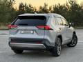 Toyota RAV4 2023 года за 14 790 000 тг. в Костанай – фото 2