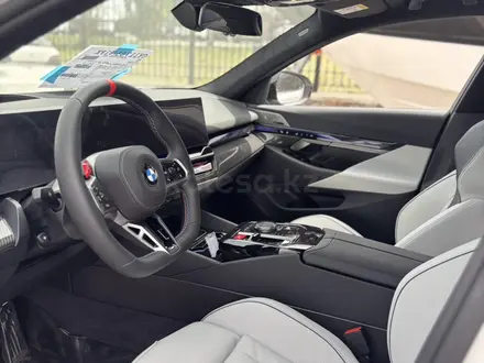 BMW M5 2026 года за 107 237 000 тг. в Усть-Каменогорск – фото 4