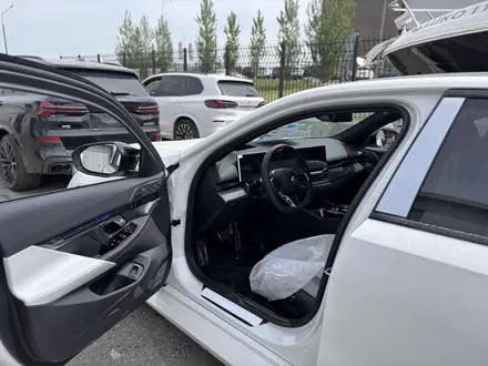 BMW M5 2026 года за 107 237 000 тг. в Усть-Каменогорск – фото 2