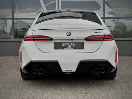 BMW M5 2026 года за 87 900 000 тг. в Усть-Каменогорск – фото 4