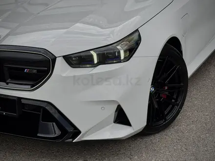 BMW M5 2026 года за 87 900 000 тг. в Усть-Каменогорск – фото 6