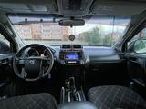 Toyota Land Cruiser Prado 2015 годаүшін17 500 000 тг. в Актобе – фото 4