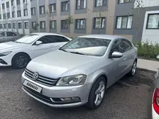 Volkswagen Passat, 2011