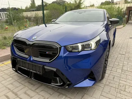 BMW M5 2024 года за 87 000 000 тг. в Алматы – фото 11