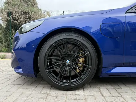 BMW M5 2024 года за 87 000 000 тг. в Алматы – фото 29