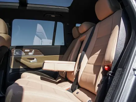 Mercedes-Benz GLS 450 4MATIC 2025 года за 81 000 000 тг. в Караганда – фото 11