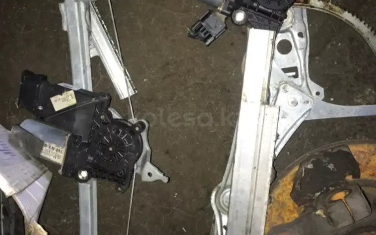 Стеклоподъемники на 210 за 17 000 тг. в Алматы