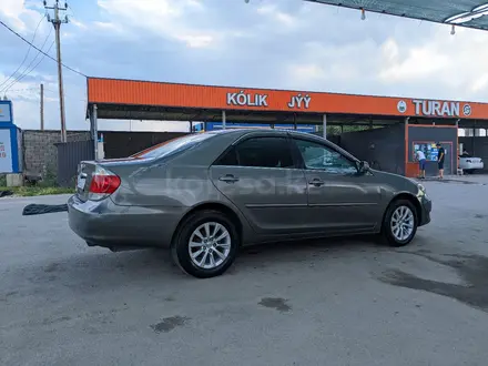 Toyota Camry 2005 года за 5 700 000 тг. в Кентау – фото 25