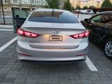 Hyundai Elantra 2017 года за 7 800 000 тг. в Актобе – фото 4