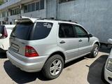 Mercedes-Benz ML 320 2002 годаүшін5 500 000 тг. в Алматы – фото 2