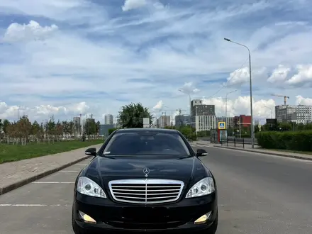 Mercedes-Benz S 500 2008 года за 8 100 000 тг. в Астана – фото 17