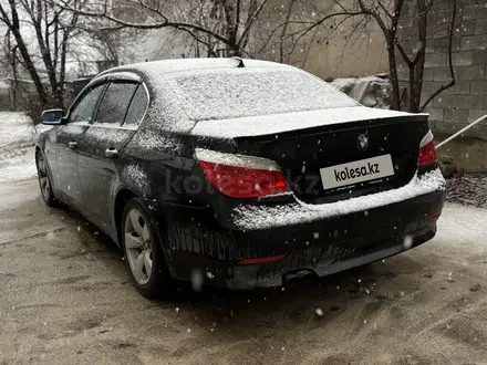 BMW 525 2007 года за 6 200 000 тг. в Алматы – фото 4