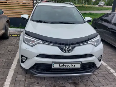 Toyota RAV4 2018 года за 13 500 000 тг. в Кокшетау – фото 3