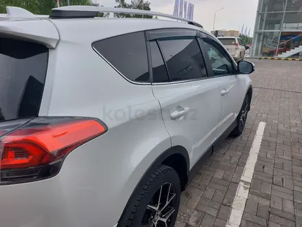 Toyota RAV4 2018 года за 13 500 000 тг. в Кокшетау – фото 5