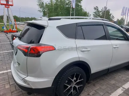 Toyota RAV4 2018 года за 13 500 000 тг. в Кокшетау – фото 6