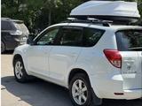 Toyota RAV4 2007 года за 7 200 000 тг. в Алматы – фото 2