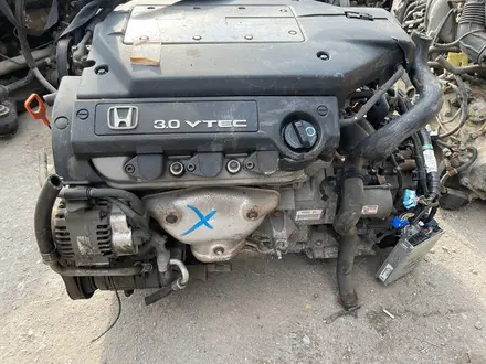 Двигатель и АКПП на Honda Odyssey 3л 4х4 за 111 333 тг. в Алматы – фото 2