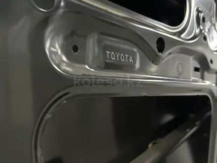 Дверь передняя левая для TOYOTA LAND CRUISER 200 (2016-2021) за 330 000 тг. в Астана – фото 6
