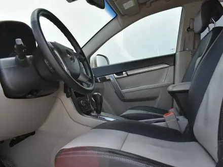 Chevrolet Captiva 2013 года за 4 700 000 тг. в Атырау – фото 17
