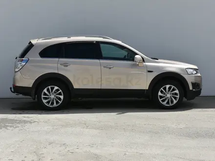 Chevrolet Captiva 2013 года за 4 700 000 тг. в Атырау – фото 4