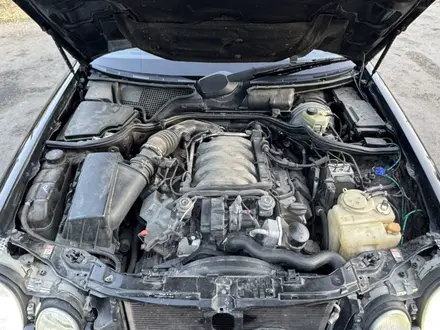 Mercedes-Benz E 55 AMG 2001 года за 4 700 000 тг. в Алматы – фото 16