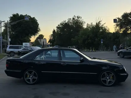 Mercedes-Benz E 55 AMG 2001 года за 4 700 000 тг. в Алматы – фото 5