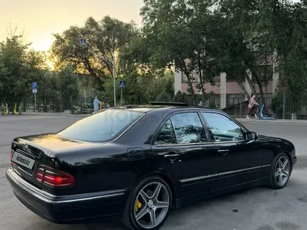 Mercedes-Benz E 55 AMG 2001 года за 4 700 000 тг. в Алматы – фото 6